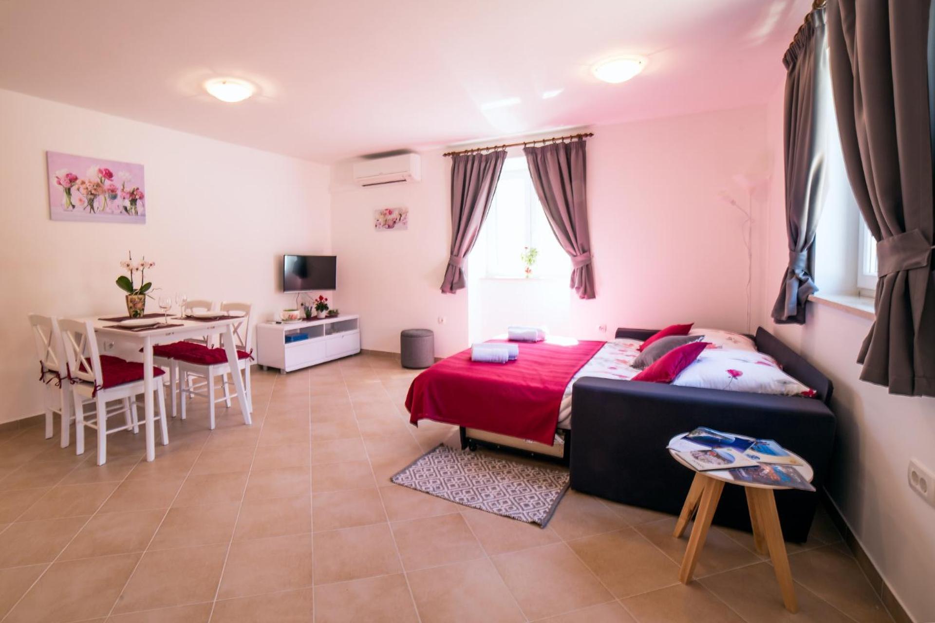 Apartment Podini Брсеч Экстерьер фото